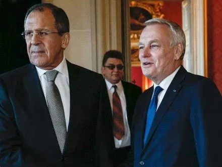 С.Лавров і голова МЗС Франції обговорять питання України, Сирії і відносини Росії з ЄС
