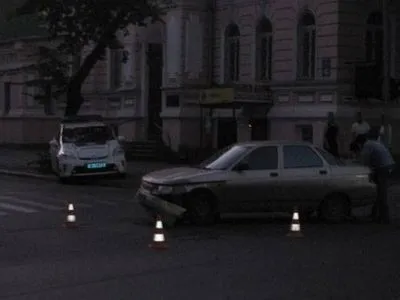 Авто патрульных полицейских в Харькове попало в аварию