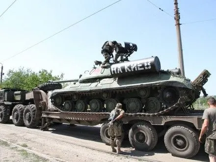 Боевики перебросили бронетехнику и минометы в район Светлодарской дуги