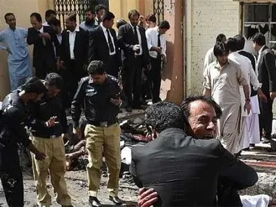 Кількість жертв вибуху в лікарні Пакистану зросла до 52 осіб