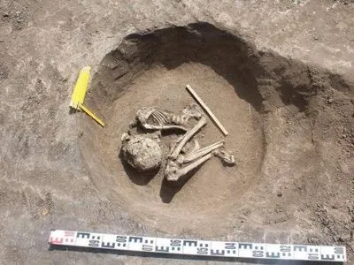 Археологи знайшли на Кіровоградщині п’ять давніх поховань