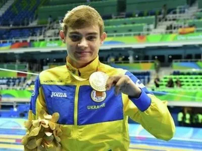 Пловец Е.Богодайко стал пятикратным чемпионом Паралимпийских игр