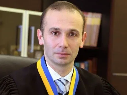 Судье ВХСУ А.Емельянову не смогли избрать меру пресечения