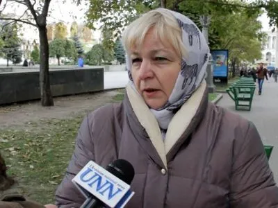 Люди розповіли, що думають про повну ліквідацію пам'ятників Леніну у містах України