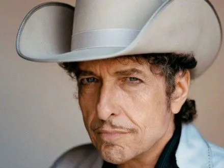 Боб Ділан отримає 900 тис. доларів за Нобелівську премію тільки після виступу