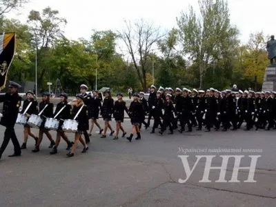 Урочиста хода курсантів-моряків відбулась в Одесі