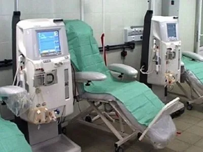З новими апаратами “штучна нирка” гемодіалізом в столиці додатково зможуть забезпечити 32 пацієнтів