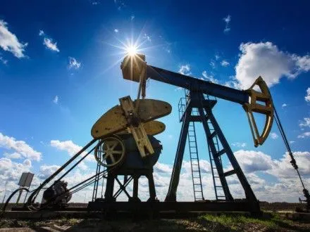 Ціна нафти Brent впала нижче 51 дол. за барель