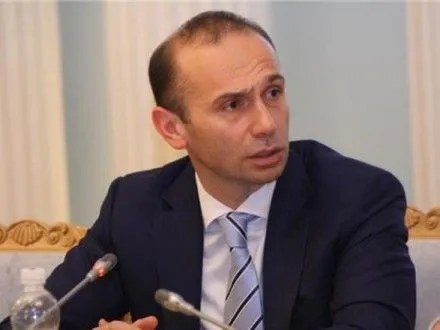Печерский суд отказался надевать электронный браслет на судью А.Емельянова - адвокат