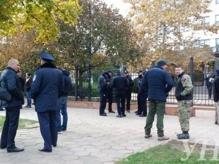 Правоохранители проверяют информацию о заминировании Апелляционного суда в Одессе