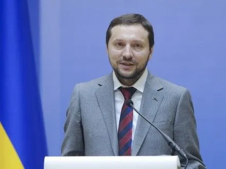 Министр информационной политики задекларировал три квартиры и два земельных участка в Киеве