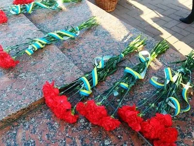 Покладання квітів з нагоди визволення України від нацистських загарбників відбулось у Кропивницькому
