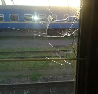 Вандали розбили вікна у двох потягах на Полтавщині