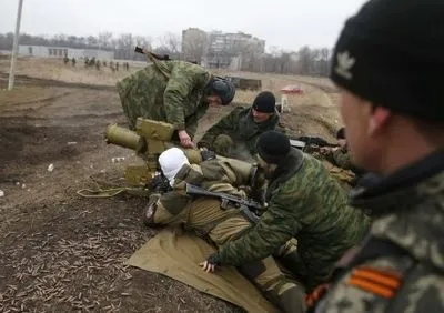 Бойовики поранили трьох  співробітників спецпідрозділу ДФС “Фантом” на Луганщині