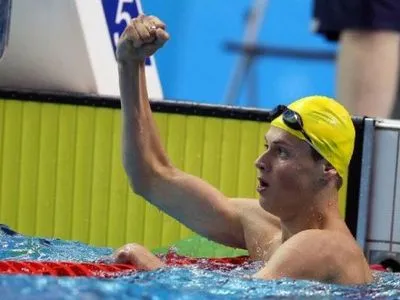 Пловец М.Романчук получил пятое "золото" на этапах Кубка мира