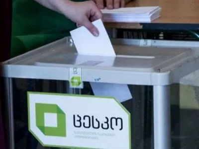 Явка в ході парламентських виборів в Грузії склала 37,5%
