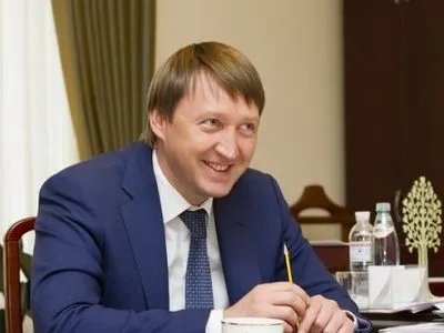Міністр аграрної політики Т.Кутовий тримає готівкою 3,5 млн грн