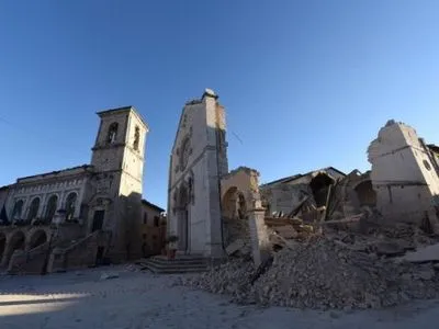Черговий землетрус в Італії залишив близько 20 поранених