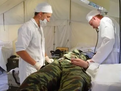 В Днепр доставить еще шестеро раненых военных из зоны АТО