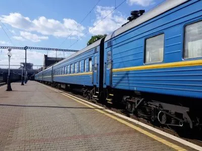 Дополнительный поезд в Хмельницкий назначен на 6 ноября