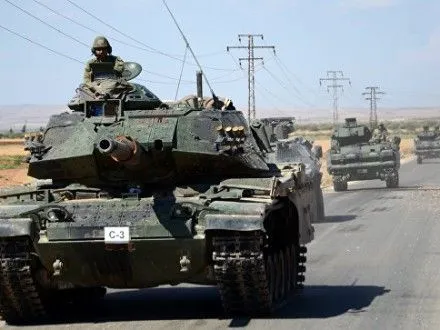 Турция направила танки и бронетехнику к границе с Ираком