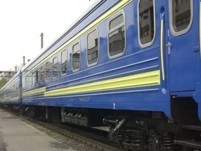Женщину сдуло поездом в Запорожье
