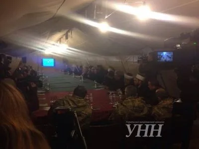 В штабе АТО глава СБУ обсудил вопрос о пленных с Всеукраинским советом церквей