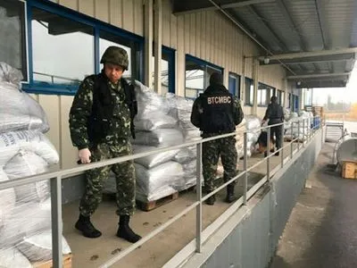 Из-за сообщения о заминировании ликеро-водочного завода эвакуировали 300 человек