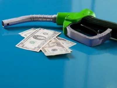Мониторинг АЗС: цены на бензин стабильные, на газ - медленно растут
