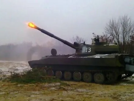 Колонна военной техники прибыла в район Докучаевска