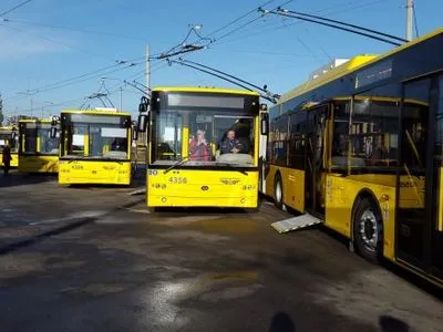 У столичному депо продемонстрували нові тролейбуси