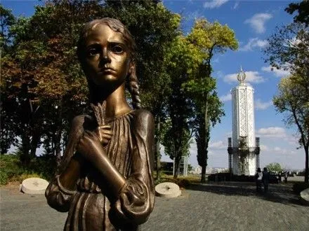 Кабмин обнародовал постановление о строительстве второй очереди "Мемориала жертв голодомора"