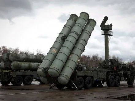 armiya-rf-otrimala-noviy-raketniy-kompleks-s-400