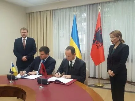 Украина и Албания подписали соглашение о взаимной отмене виз