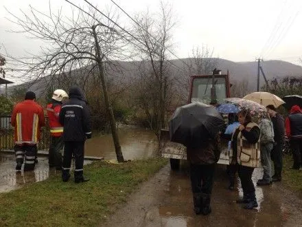 Несколько десятков дворов подтопило в Закарпатской области