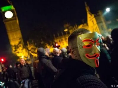 У Лондоні затримали понад 50 осіб на марші на підтримку Anonymous - ЗМІ