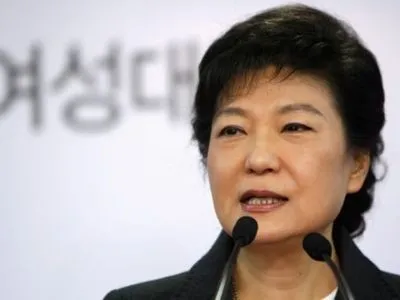 В Южной Корее арестовали двух бывших помощников президента страны