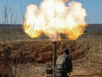 Штаб: на луганському напрямку бойовики застосували міномети 82 калібру