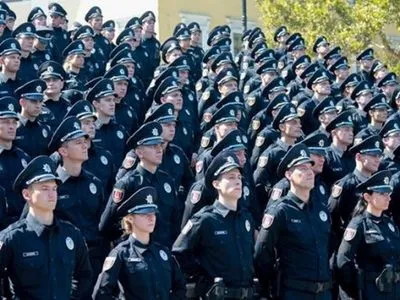 На сегодня принято на службу 12 тысяч новых полицейских - Х.Деканоидзе