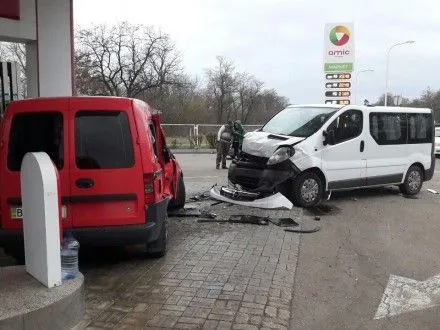 Троє людей травмувалися у ДТП на Кіровоградщині, серед них підлиток та немовля