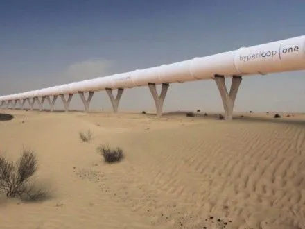У Дубаї представлять супершвидкісний потяг