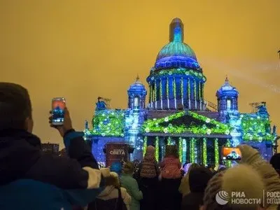 Фестиваль света прошел в Санкт-Петербурге