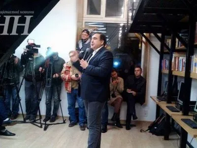 М.Саакашвили провел встречу с одесситами