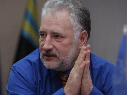 П.Жебривский завтра напишет радиодиктант, а остальные чиновники Донецкой области - по желанию