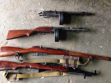 Коллекцию оружия изъяли у жителя Донецкой области