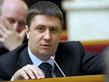 В.Кириленко назвав квоти на україномовні пісні в радіоефірі питанням гуманітарної безпеки