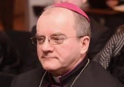 Главный запорожский католик распределит собранные Папой Римским средства для Украины