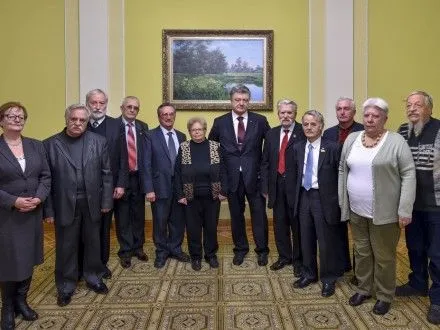 П.Порошенко встретился с учредителями Украинской Хельсинской группы