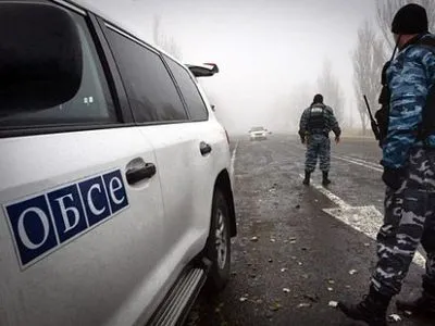 Місію ОБСЄ в селі Верхньошироківське обстріляли бойовики