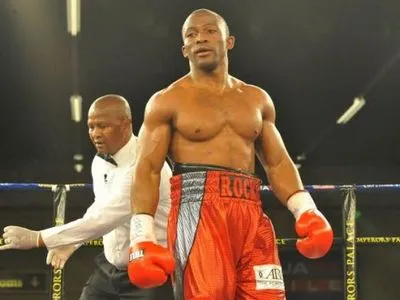 Африканець Т.Мчуну стане наступним суперником боксера О.Усика